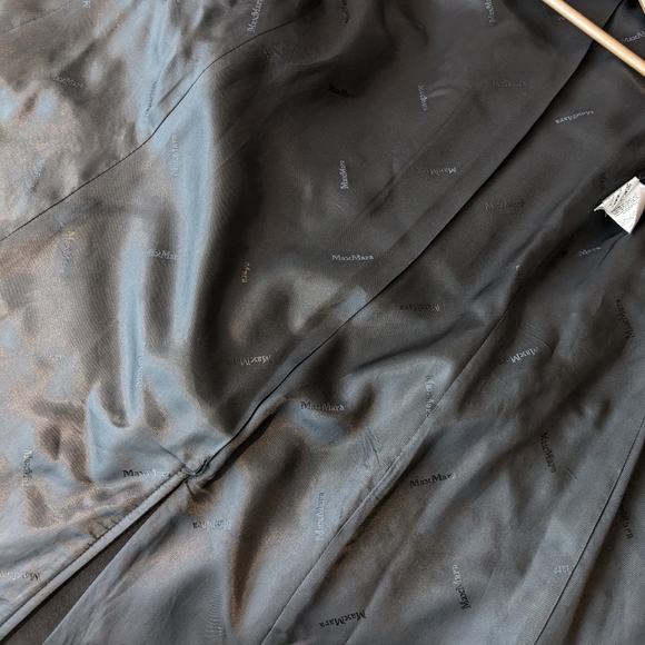 MaxMara Gorgeous Virgin Wool Coat - size 36 - Picture 14 of 14